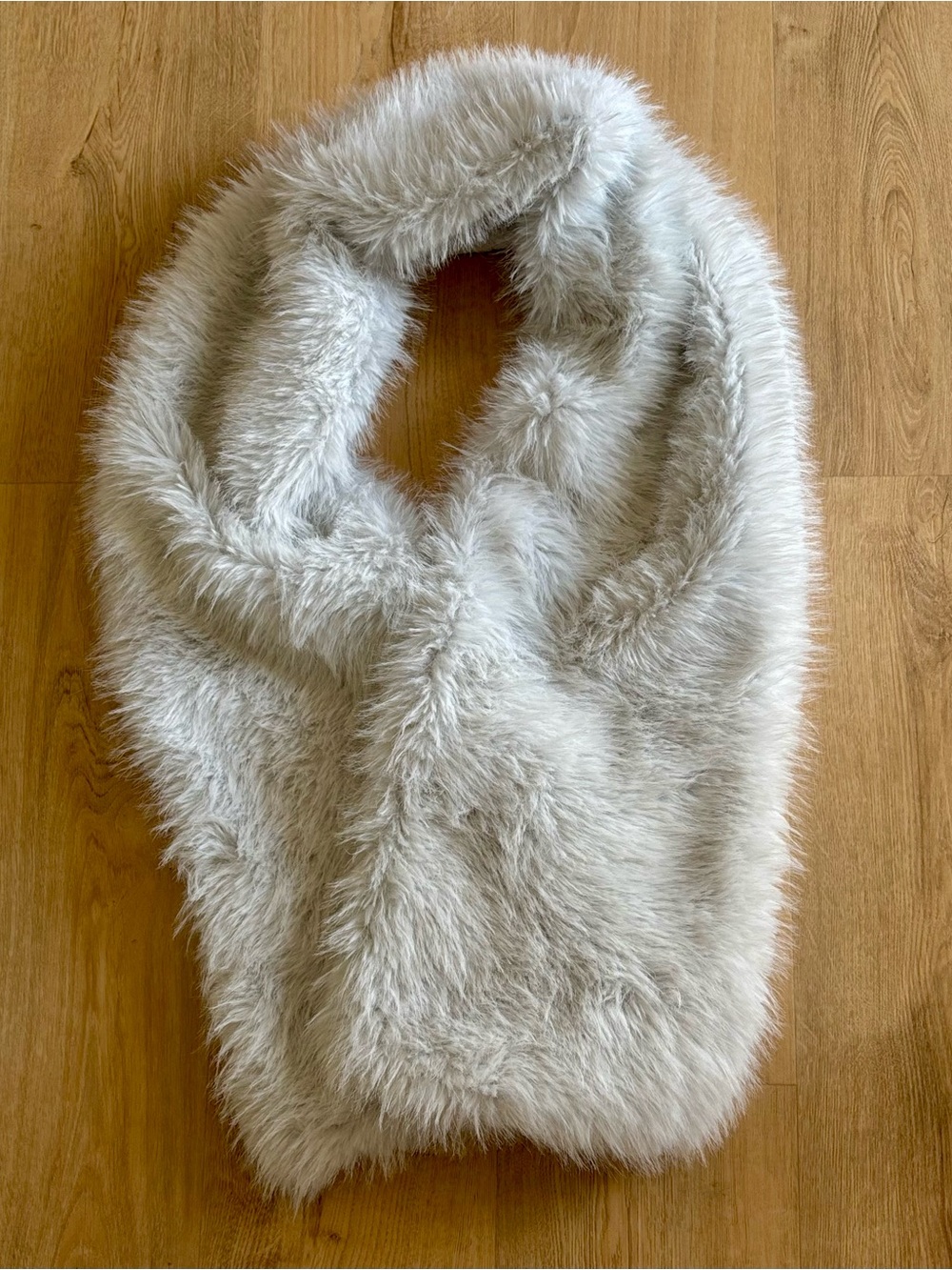 White Faux Fur Bridal Stole Shawl Wrap Wedding Winter Formal Old Hollywood Glam